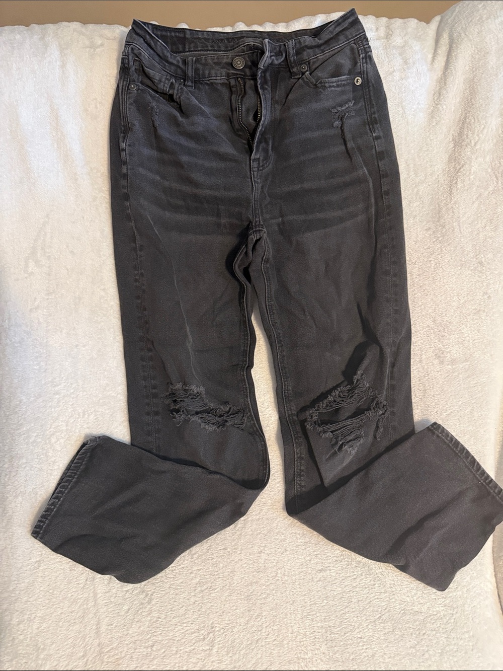 American Eagle Outfitters Black Distressed Skinny Jeans